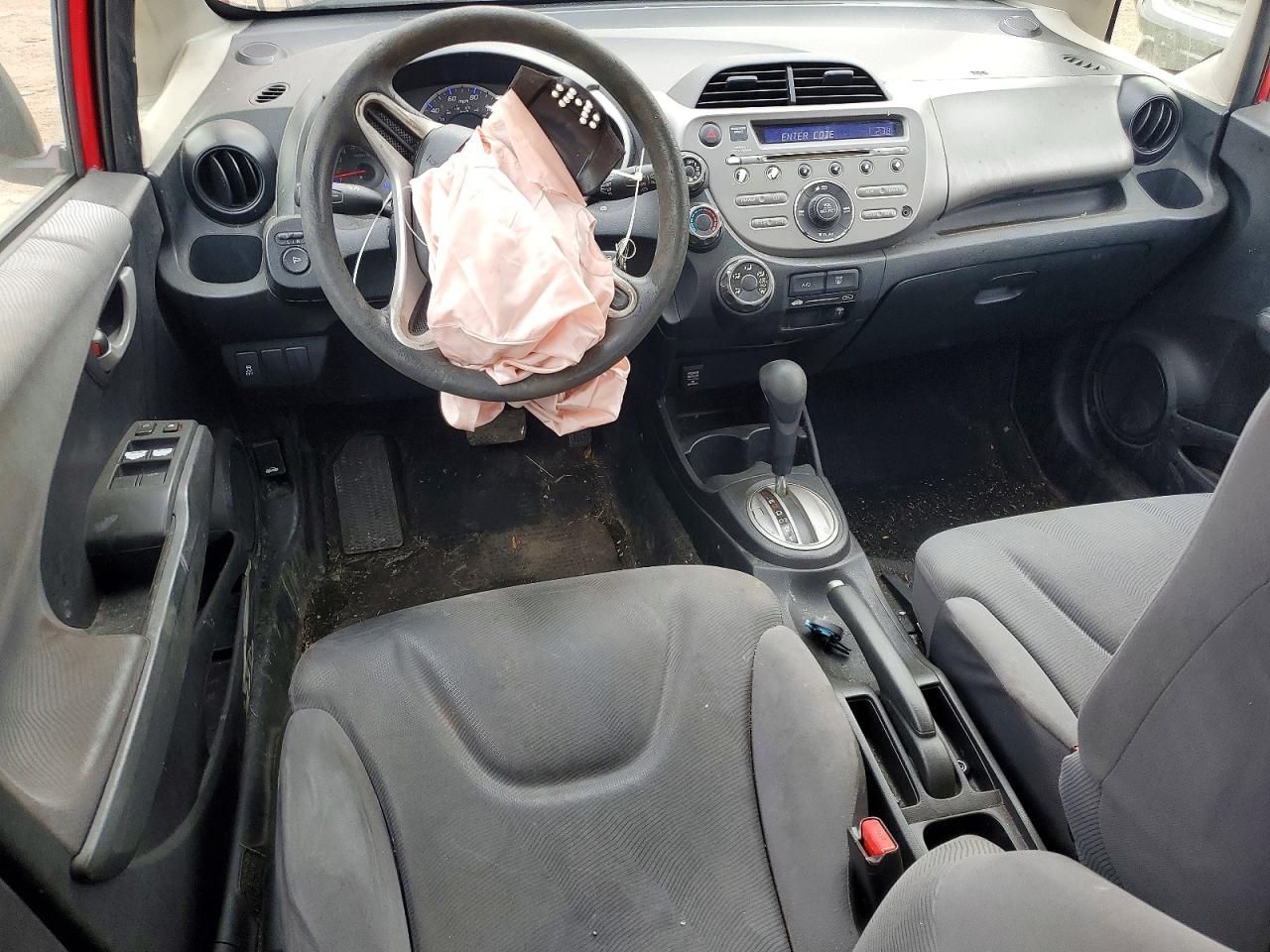 2013 HONDA FIT photo 8