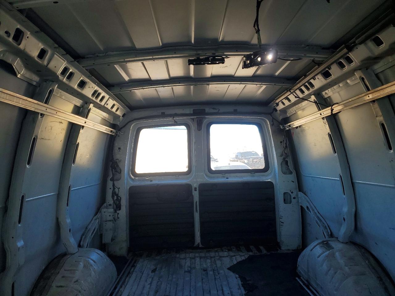 2017 CHEVROLET EXPRESS CARGO 3500 1 photo 10