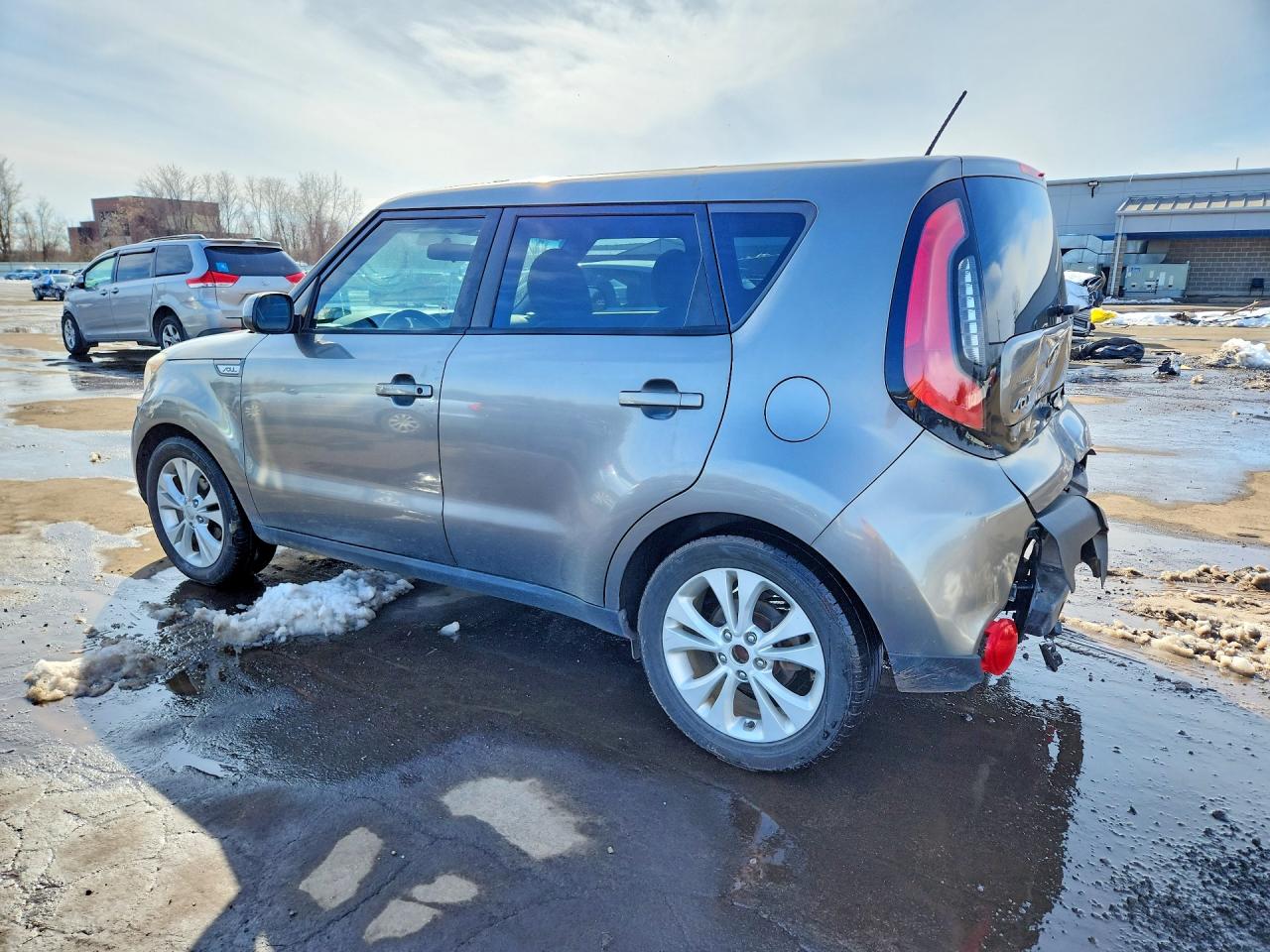 2015 KIA SOUL + photo 2