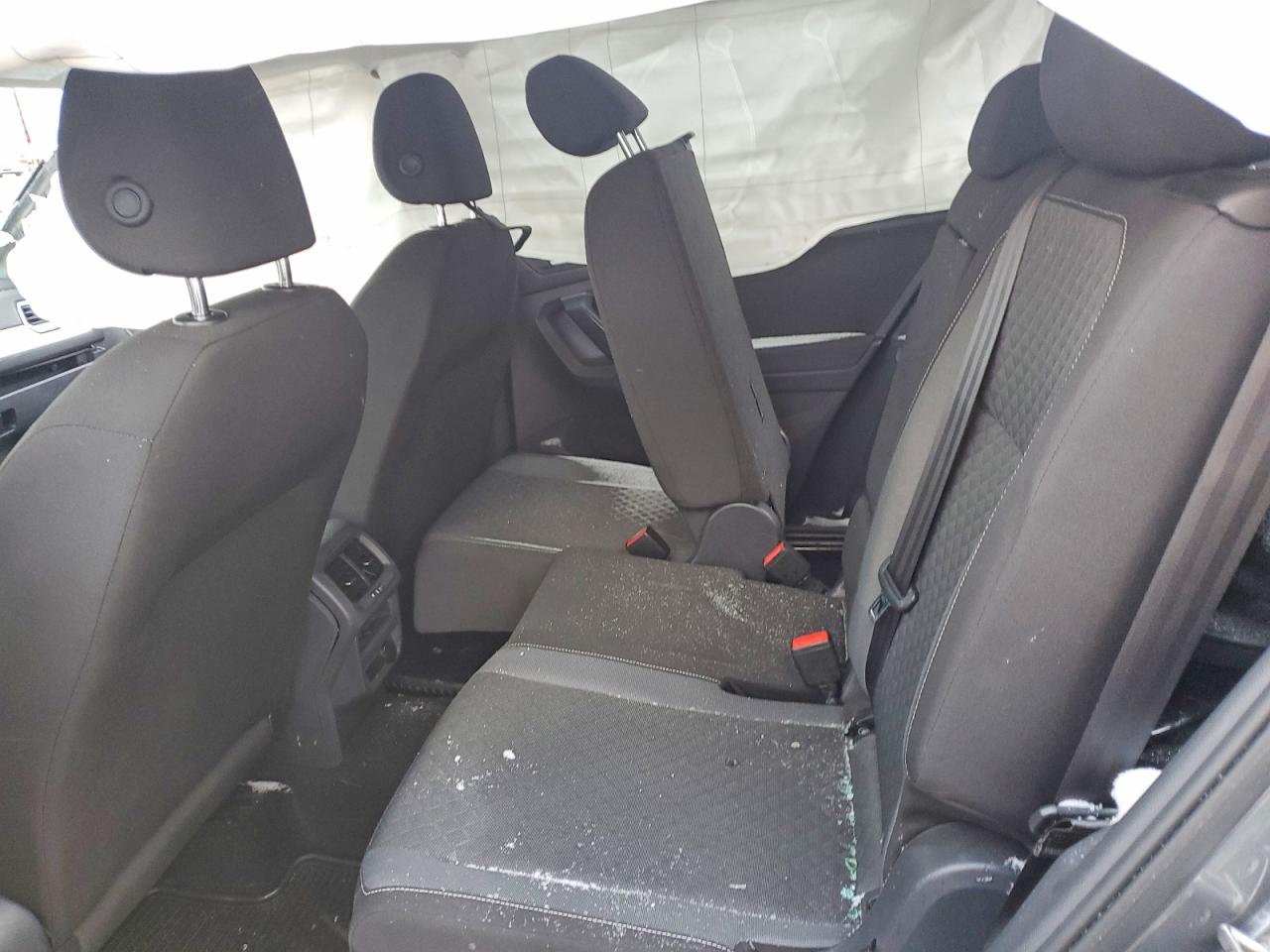 2021 VOLKSWAGEN TIGUAN S photo 31