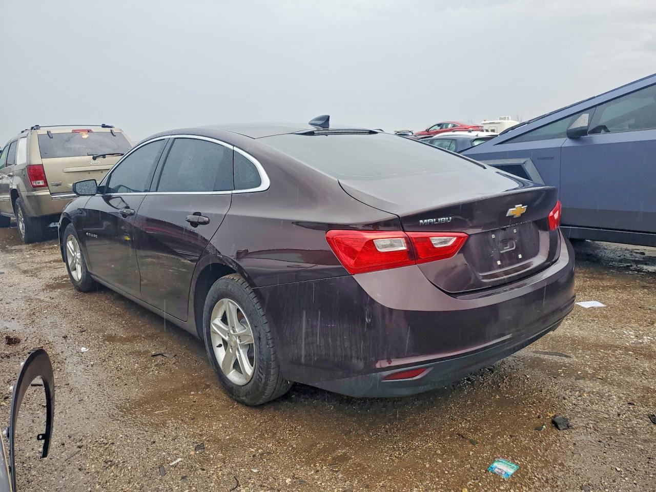 2020 CHEVROLET MALIBU LS photo 2