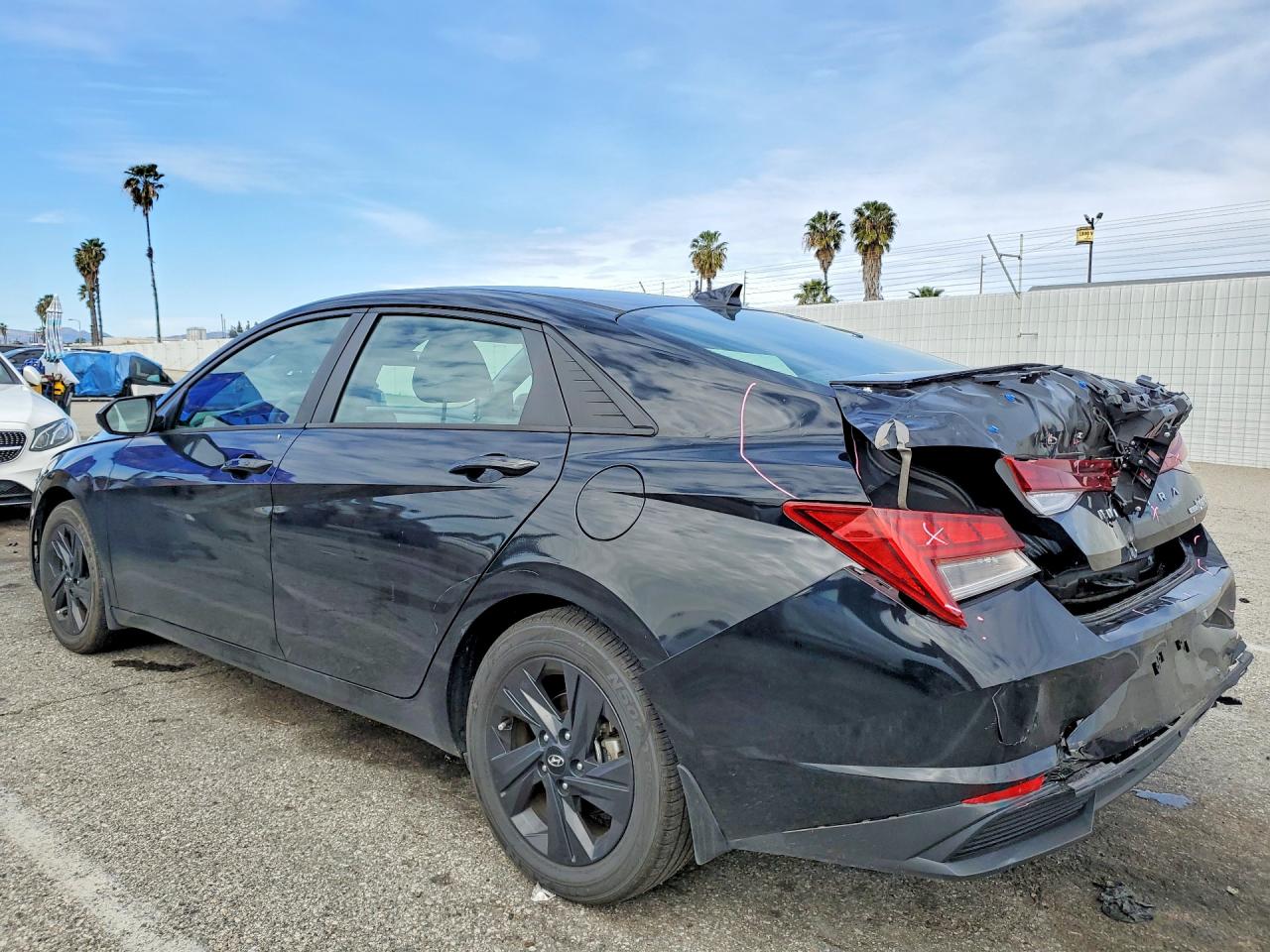 2023 HYUNDAI ELANTRA BLUE photo 3