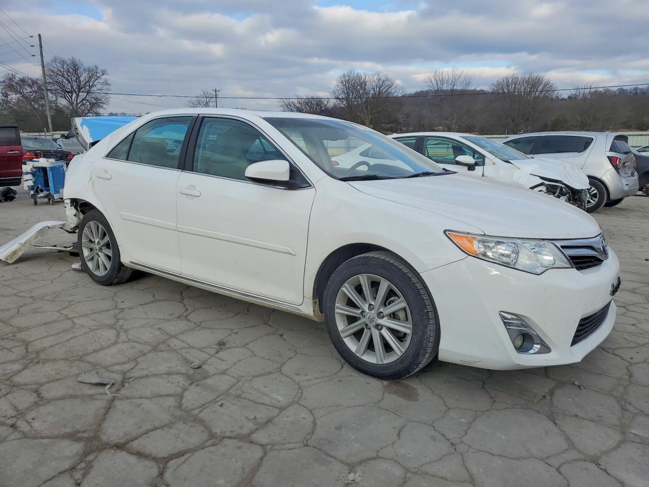 2012 TOYOTA CAMRY BASE photo 4