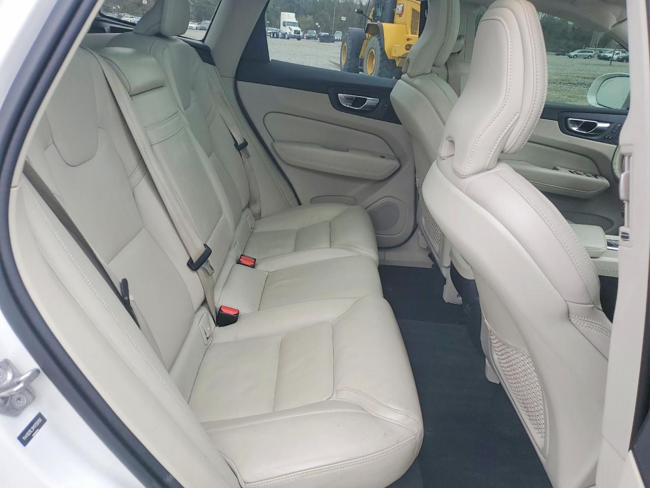 2021 VOLVO XC60 T5 INSCRIPTION photo 31