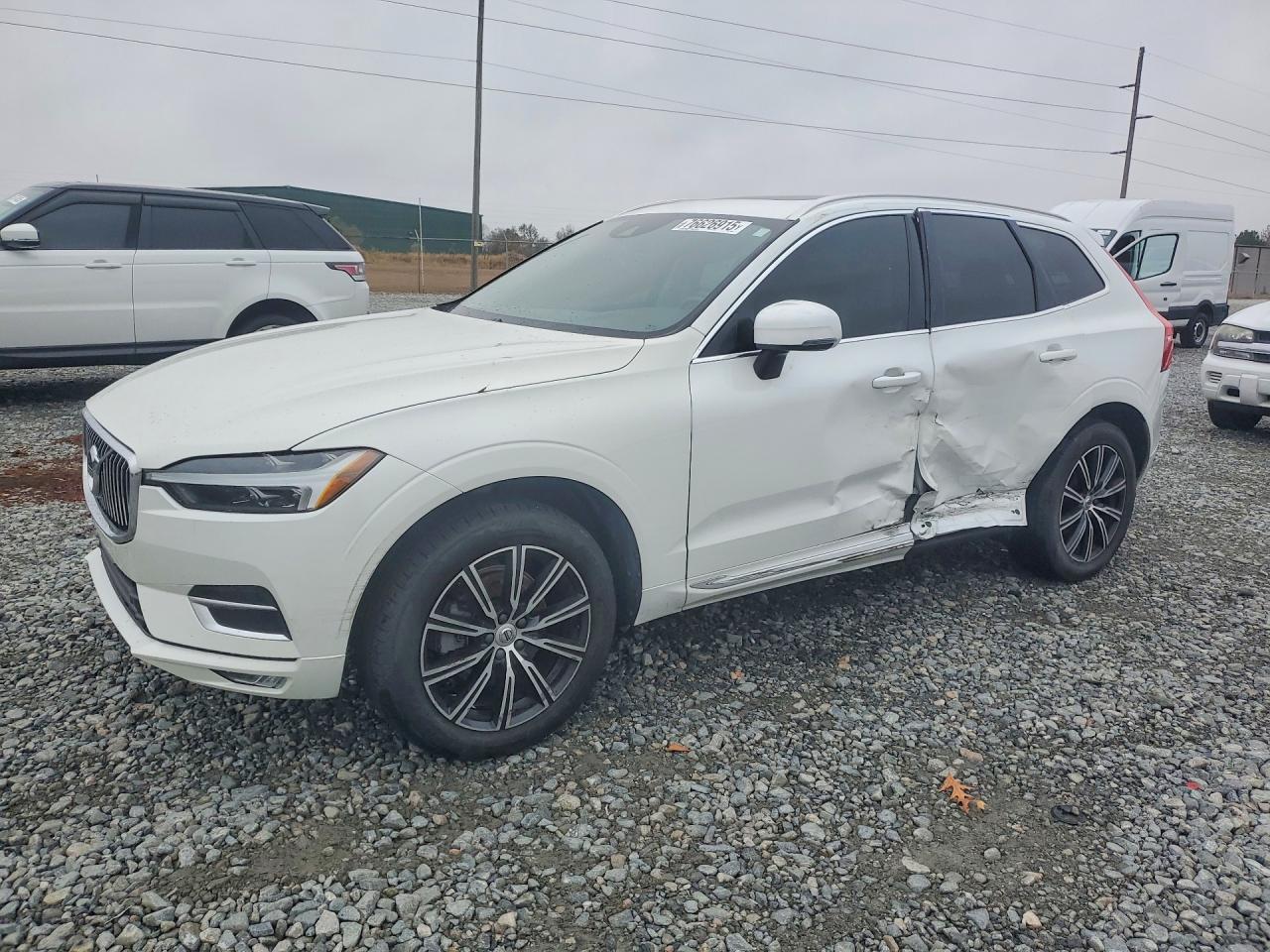 2021 VOLVO XC60