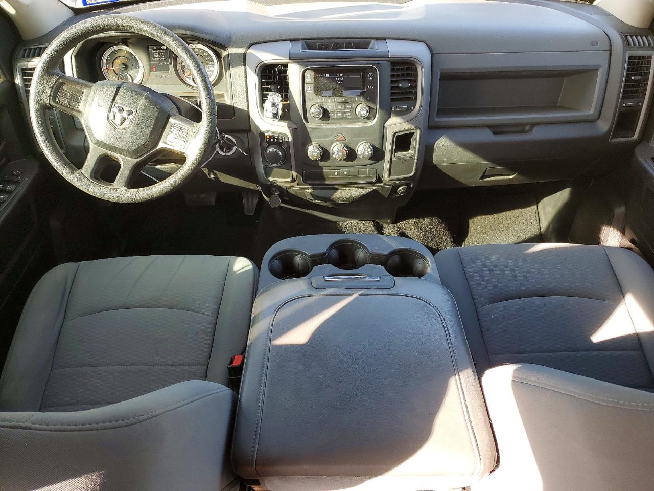 2013 RAM 1500 ST photo 8