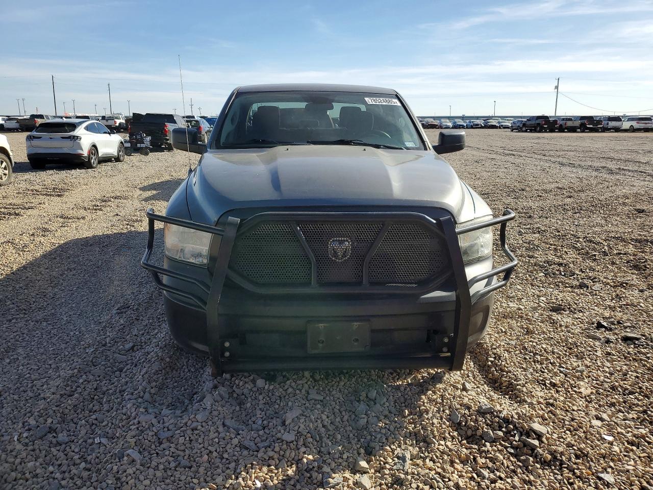 2013 RAM 1500 ST photo 5