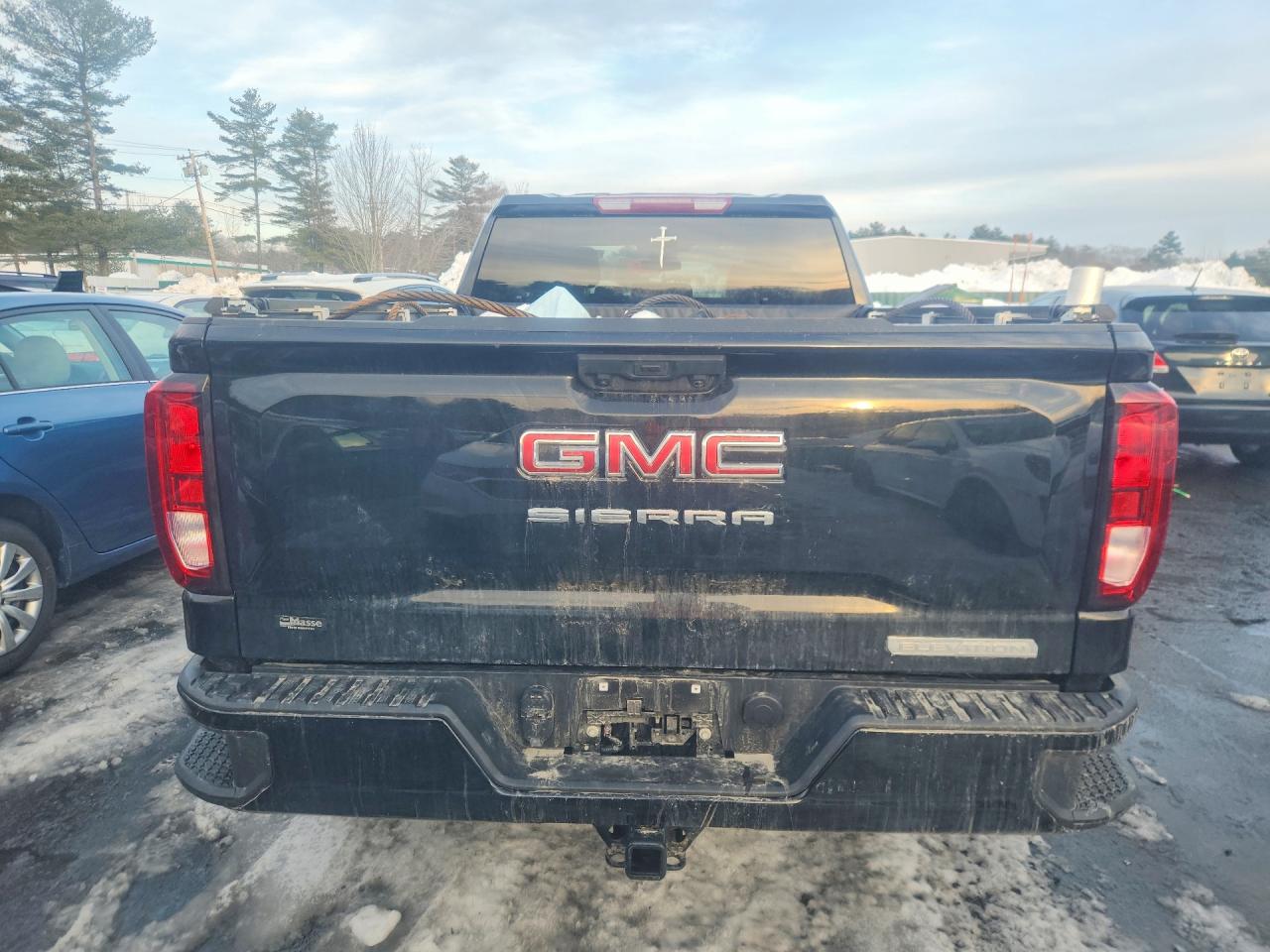 2025 GMC SIERRA K1500 ELEVATION-L photo 6