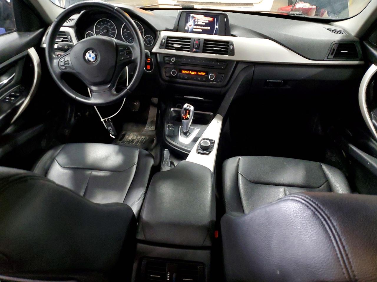2015 BMW 320 I XDRIVE photo 15