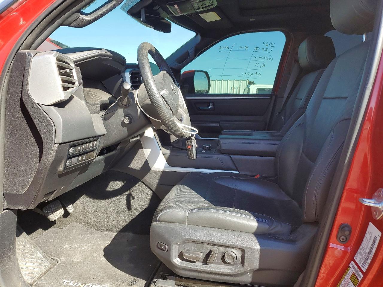 2024 TOYOTA TUNDRA PLATINUM HV photo 7