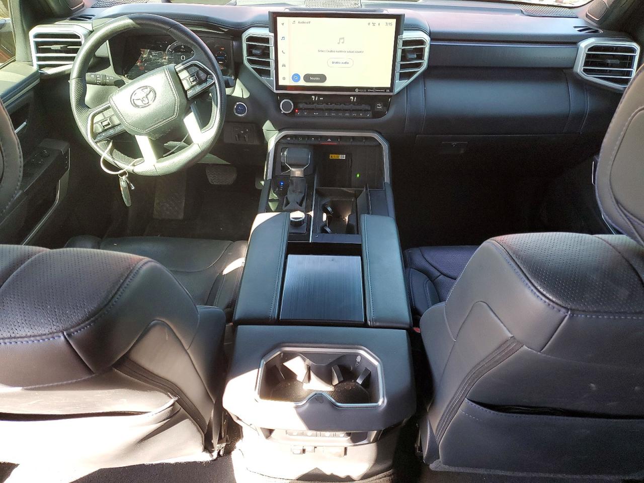 2024 TOYOTA TUNDRA PLATINUM HV photo 8
