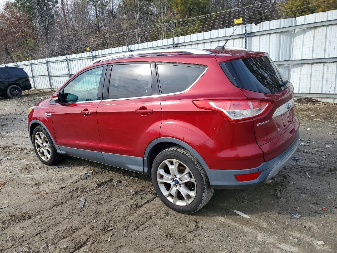 2016 FORD ESCAPE TITANIUM photo 2