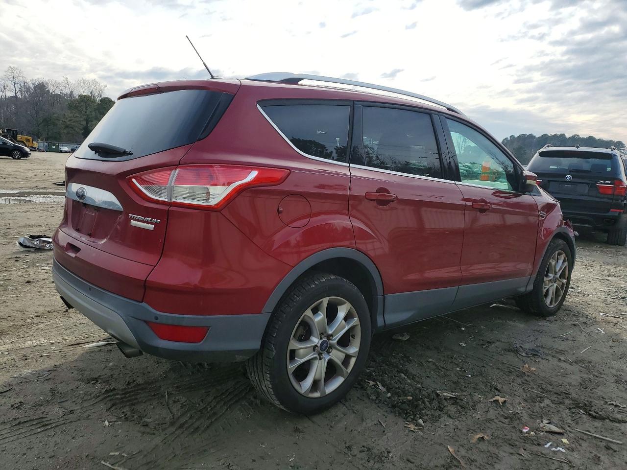 2016 FORD ESCAPE TITANIUM photo 3