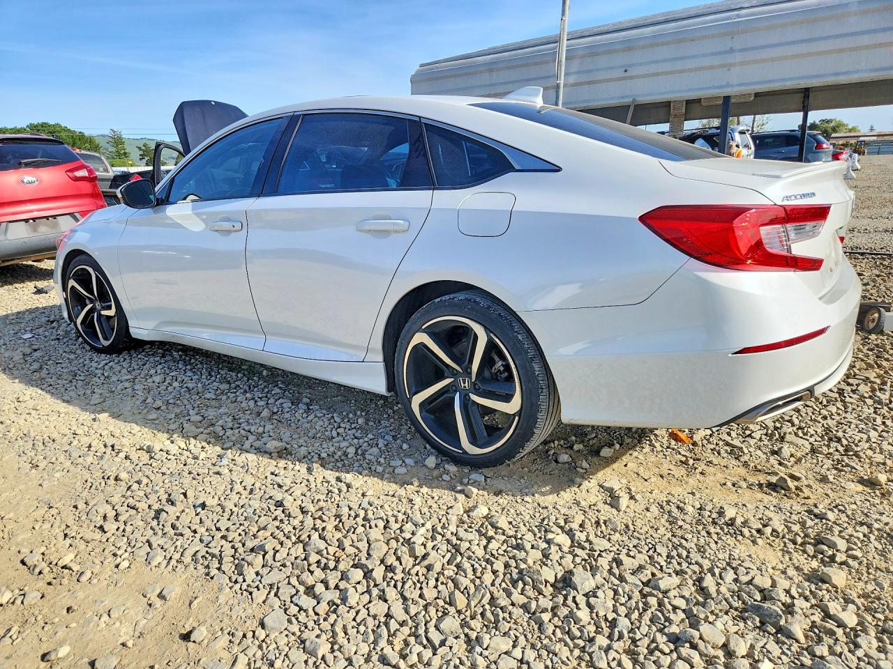 2018 HONDA ACCORD SPORT photo 5