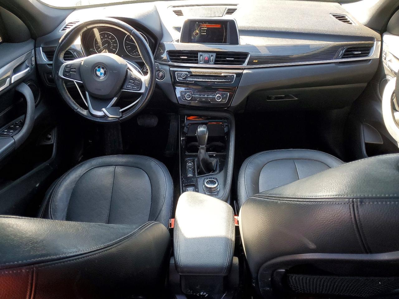 2016 BMW X1 XDRIVE28I photo 8