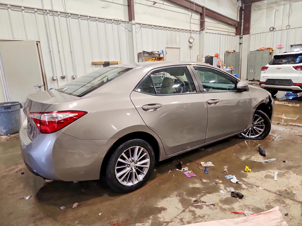 2015 TOYOTA COROLLA LE PLUS photo 3