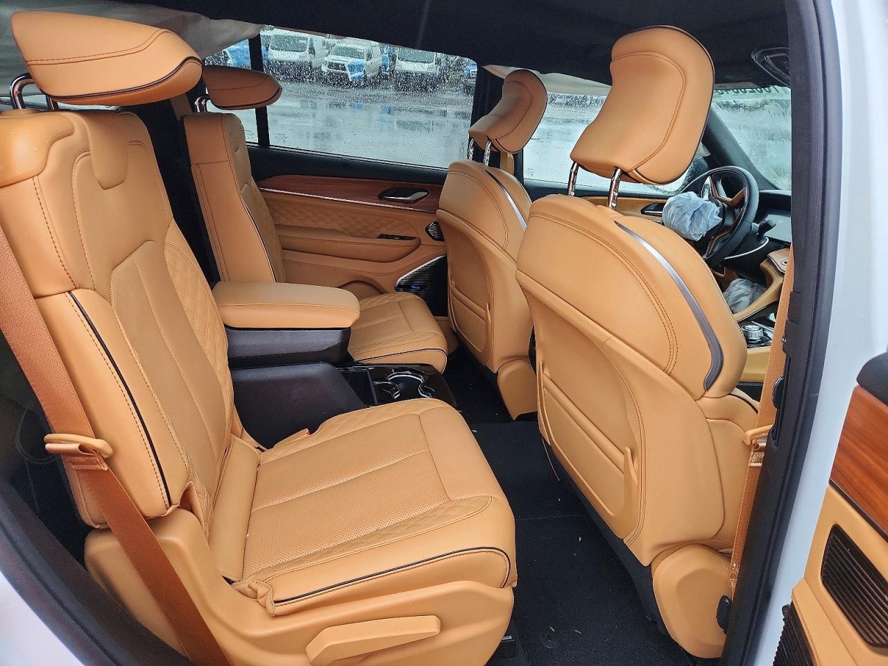 2023 JEEP GRAND CHEROKEE L SUMMIT photo 19
