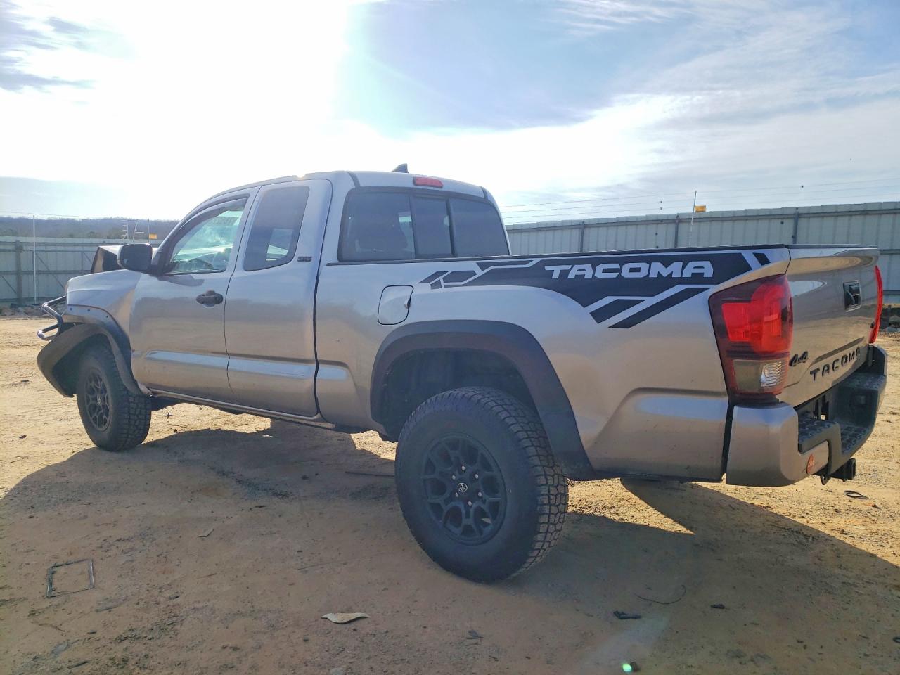 2019 TOYOTA TACOMA ACCESS CAB photo 2