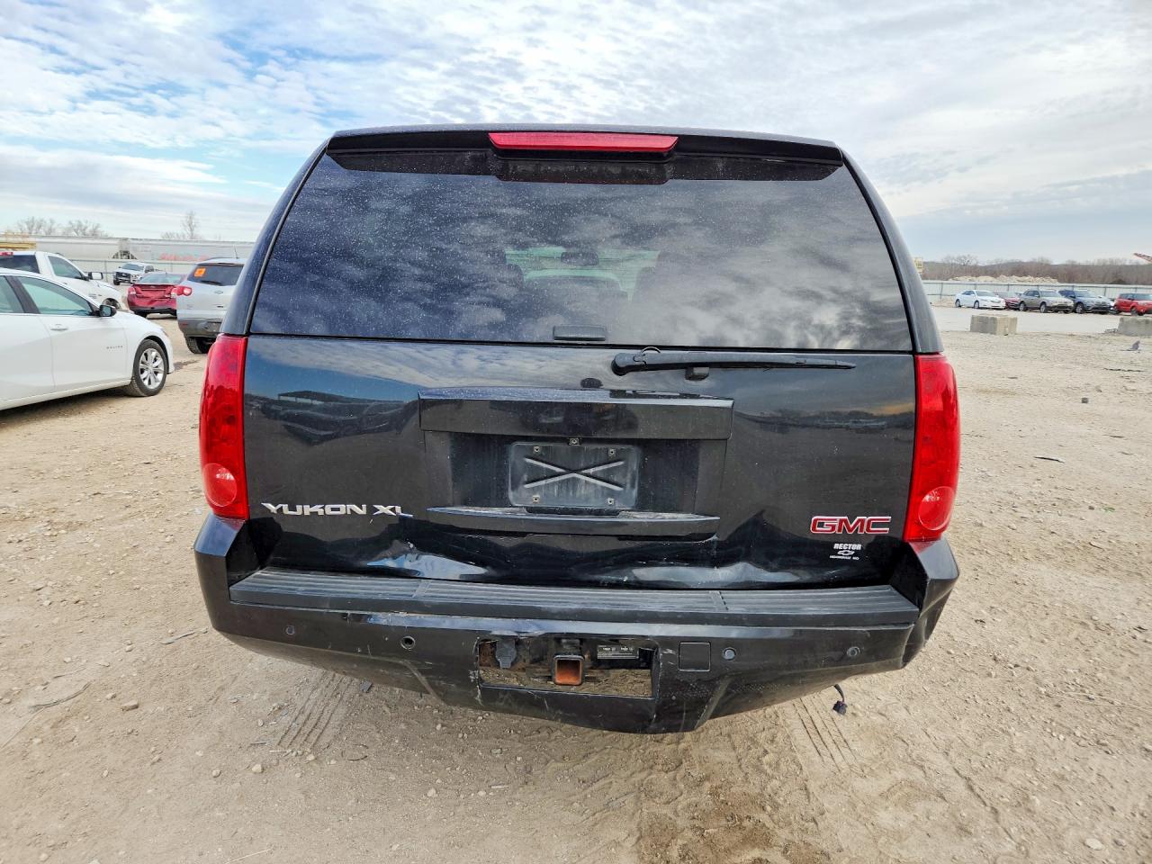 2013 GMC YUKON XL K1500 SLT photo 11