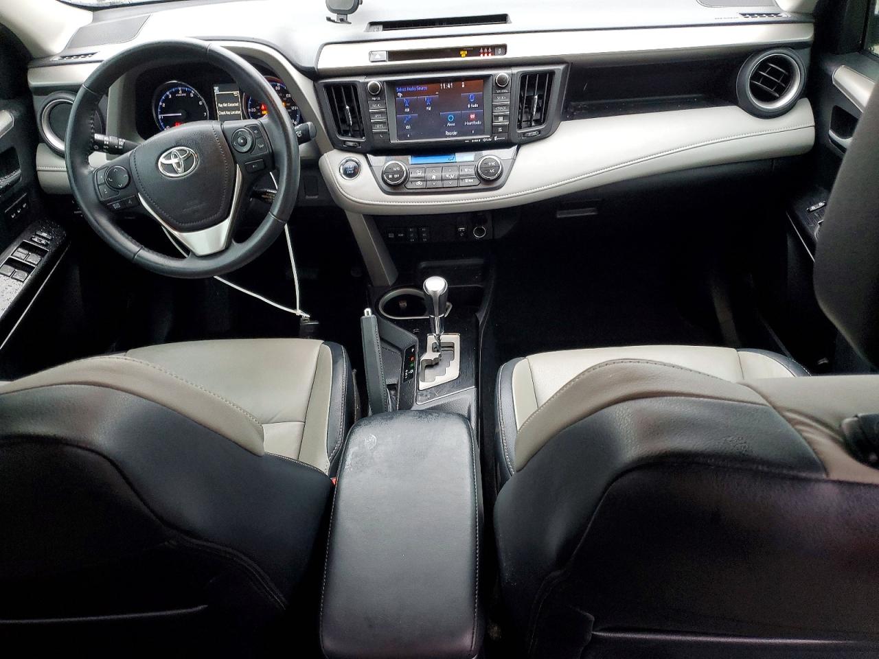 2017 TOYOTA RAV4 LIMITED photo 15