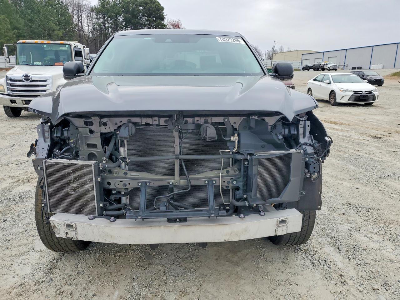 2024 TOYOTA TUNDRA photo 9