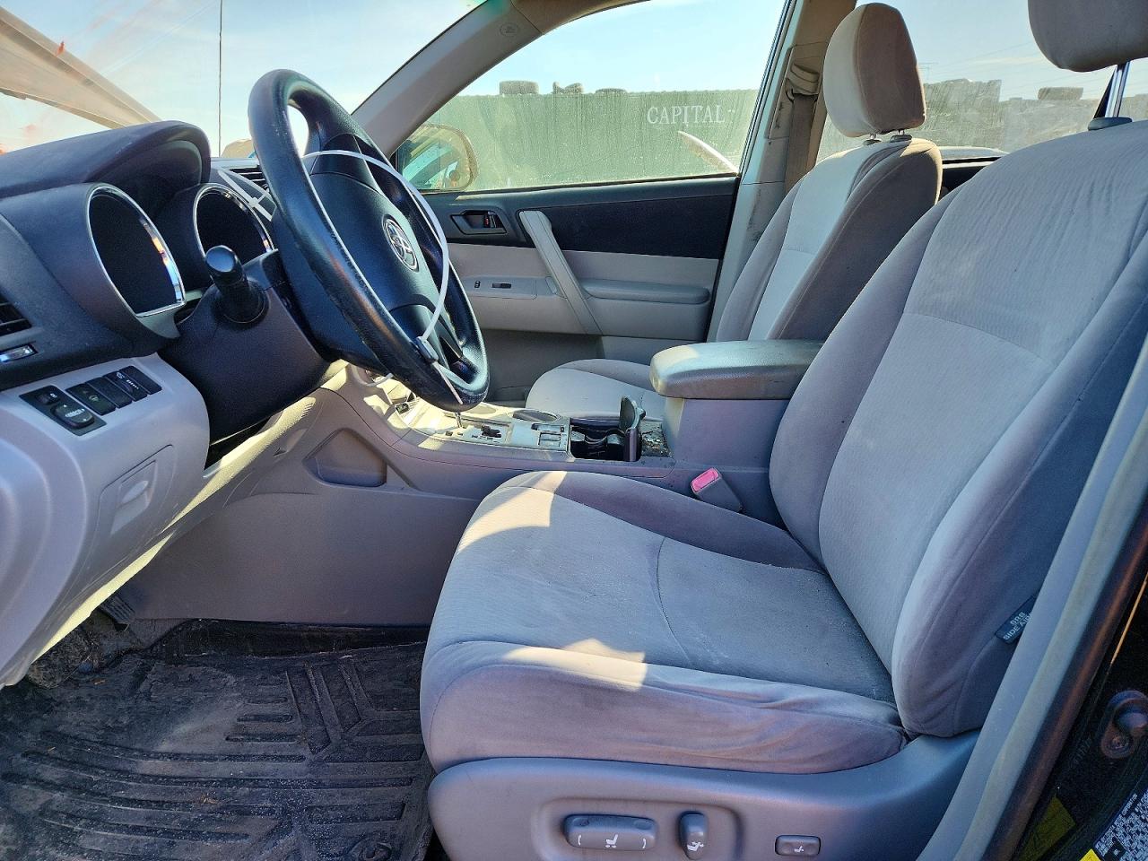 2008 TOYOTA HIGHLANDER photo 13