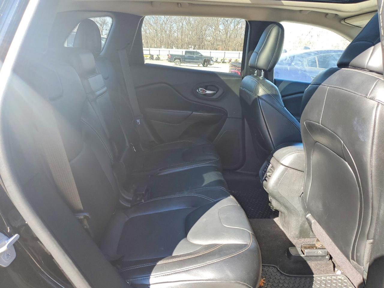 2015 JEEP CHEROKEE LIMITED photo 11