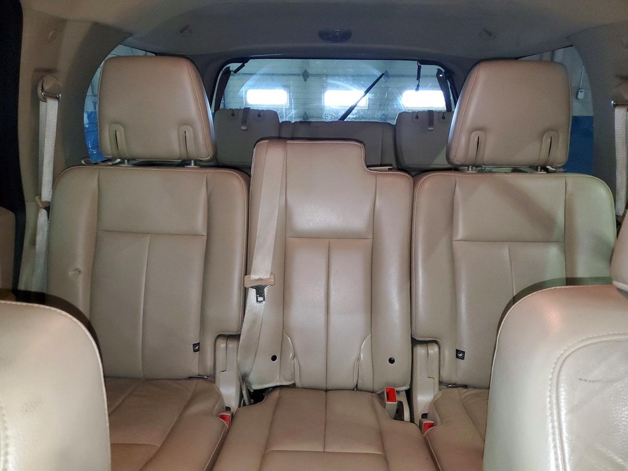 2015 FORD EXPEDITION XLT photo 28
