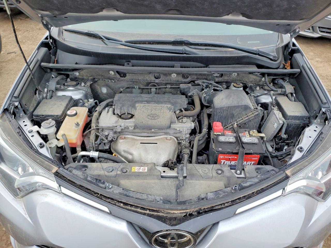 2018 TOYOTA RAV4 XLE photo 34