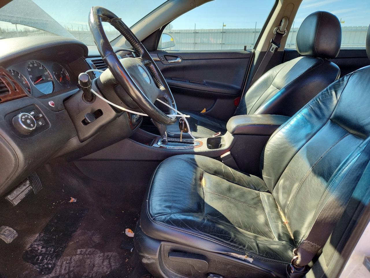 2010 CHEVROLET IMPALA LTZ photo 7
