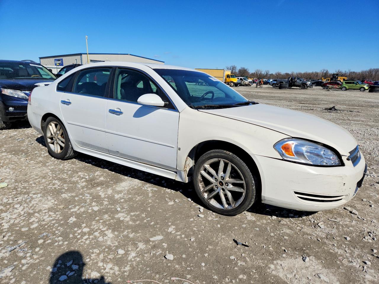 2010 CHEVROLET IMPALA LTZ photo 4