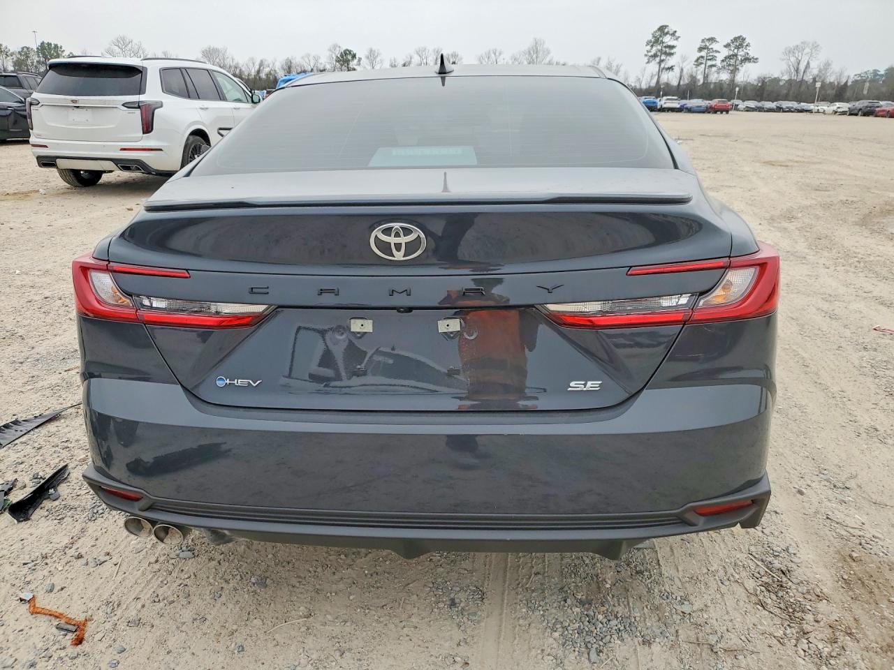 2026 TOYOTA CAMRY SE photo 14