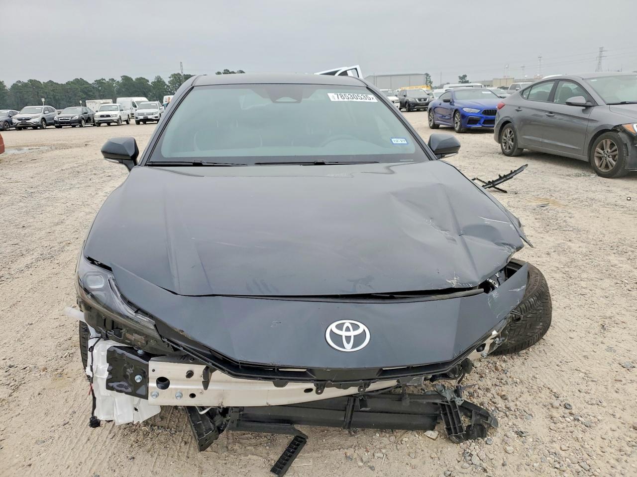 2026 TOYOTA CAMRY SE photo 13