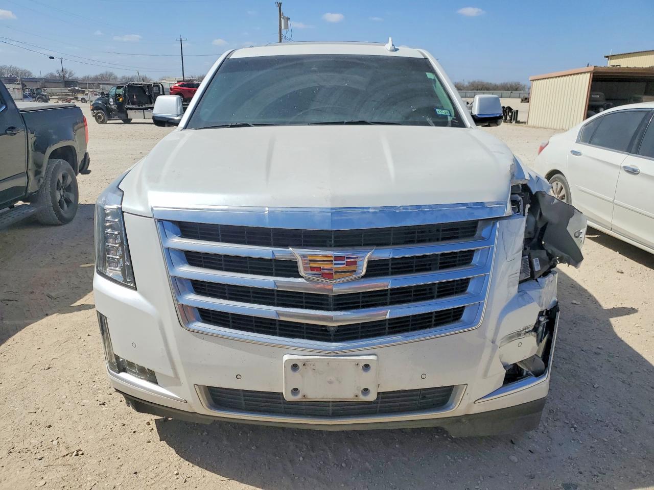 2016 CADILLAC ESCALADE LUXURY photo 13
