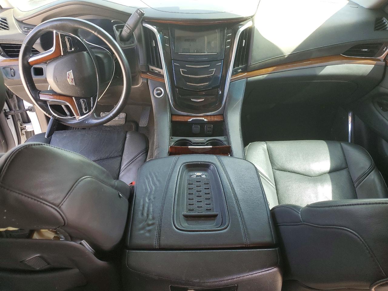 2016 CADILLAC ESCALADE LUXURY photo 22