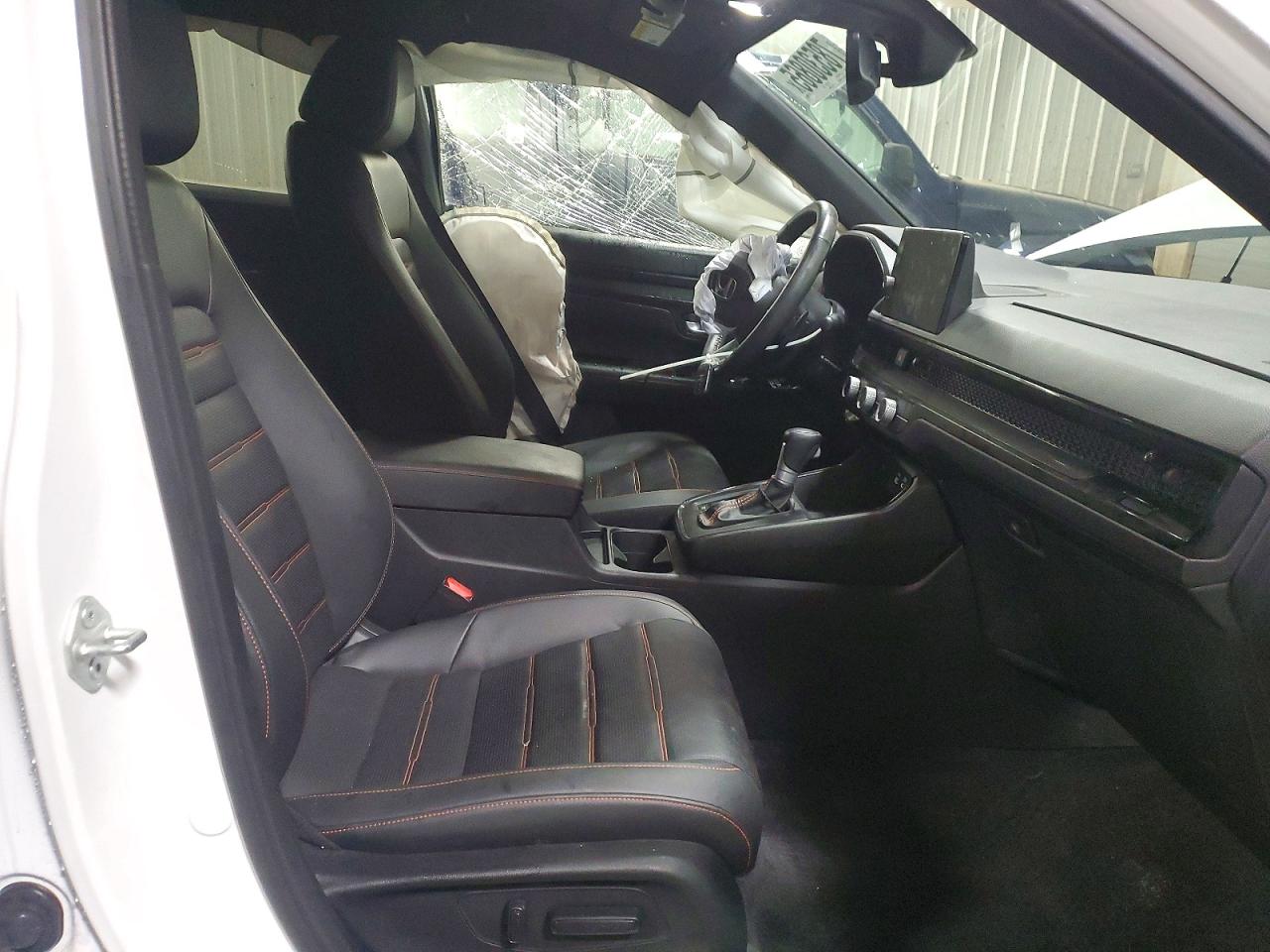 2024 HONDA CR-V SPORT TOURING photo 19