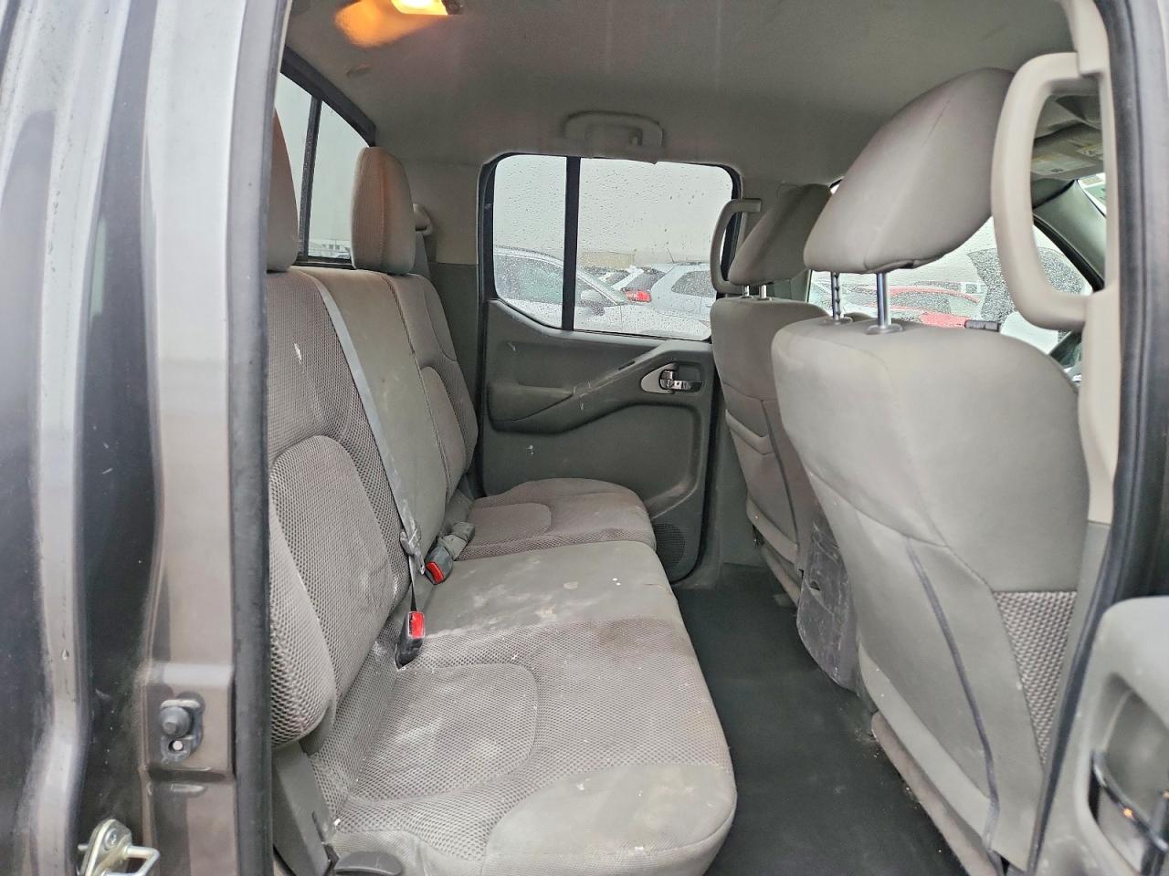 2019 NISSAN FRONTIER SV photo 19