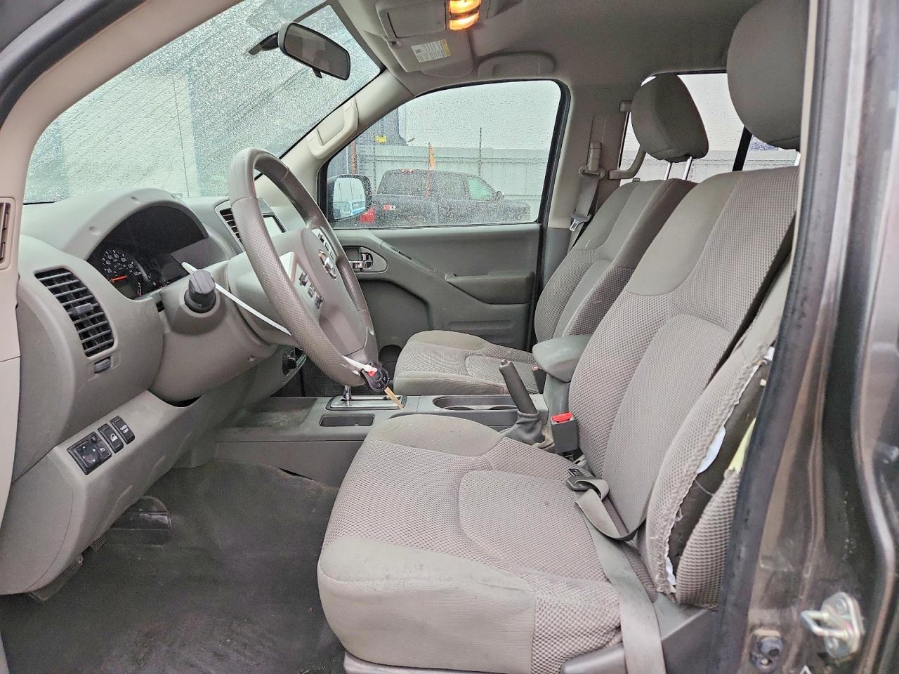 2019 NISSAN FRONTIER SV photo 13
