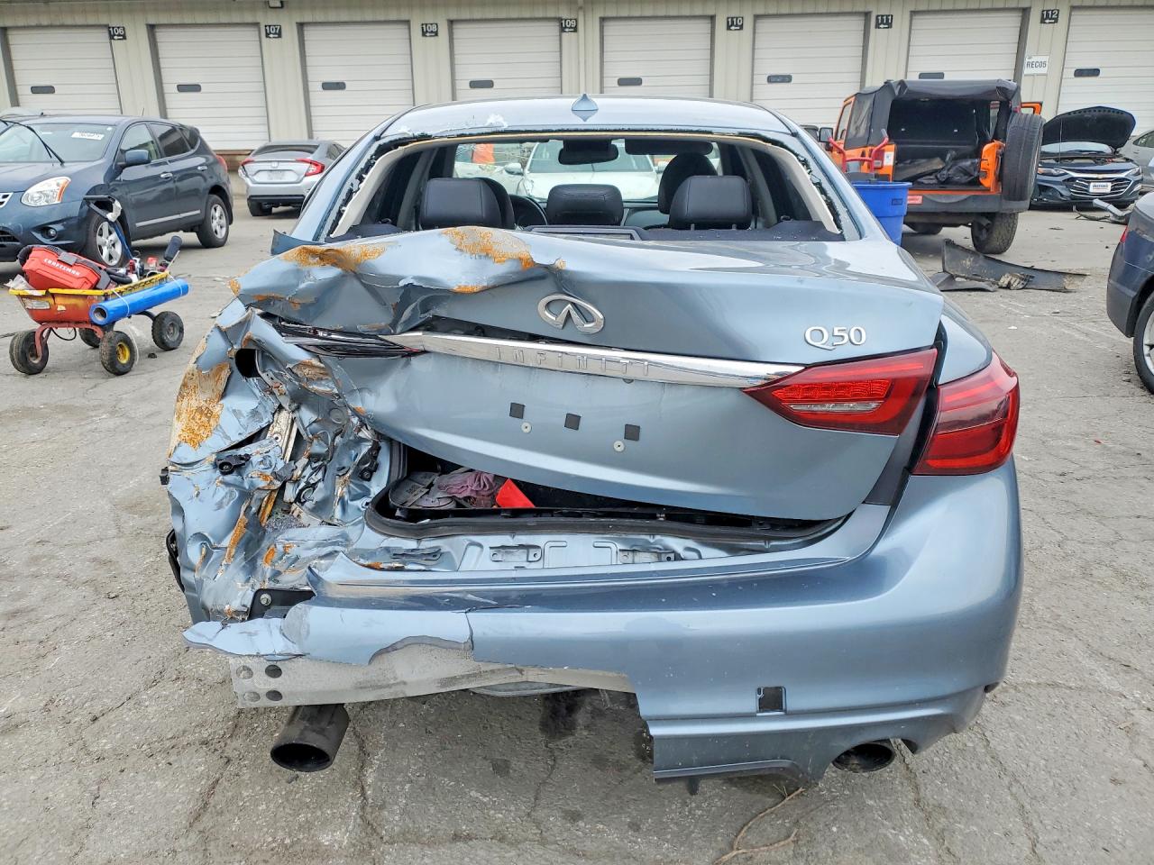 2018 INFINITI Q50 LUXE photo 6