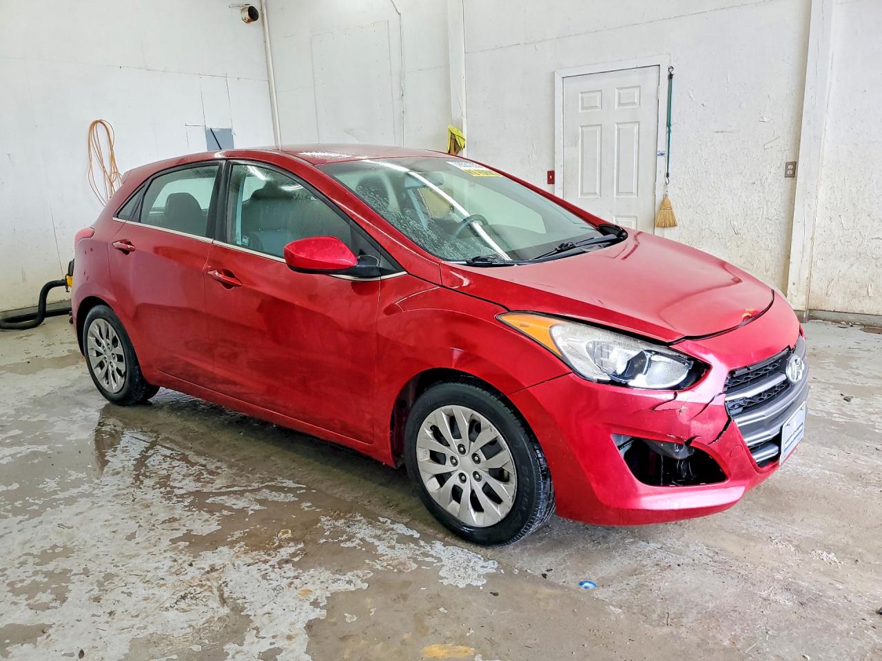 2016 HYUNDAI ELANTRA GT BASE photo 4