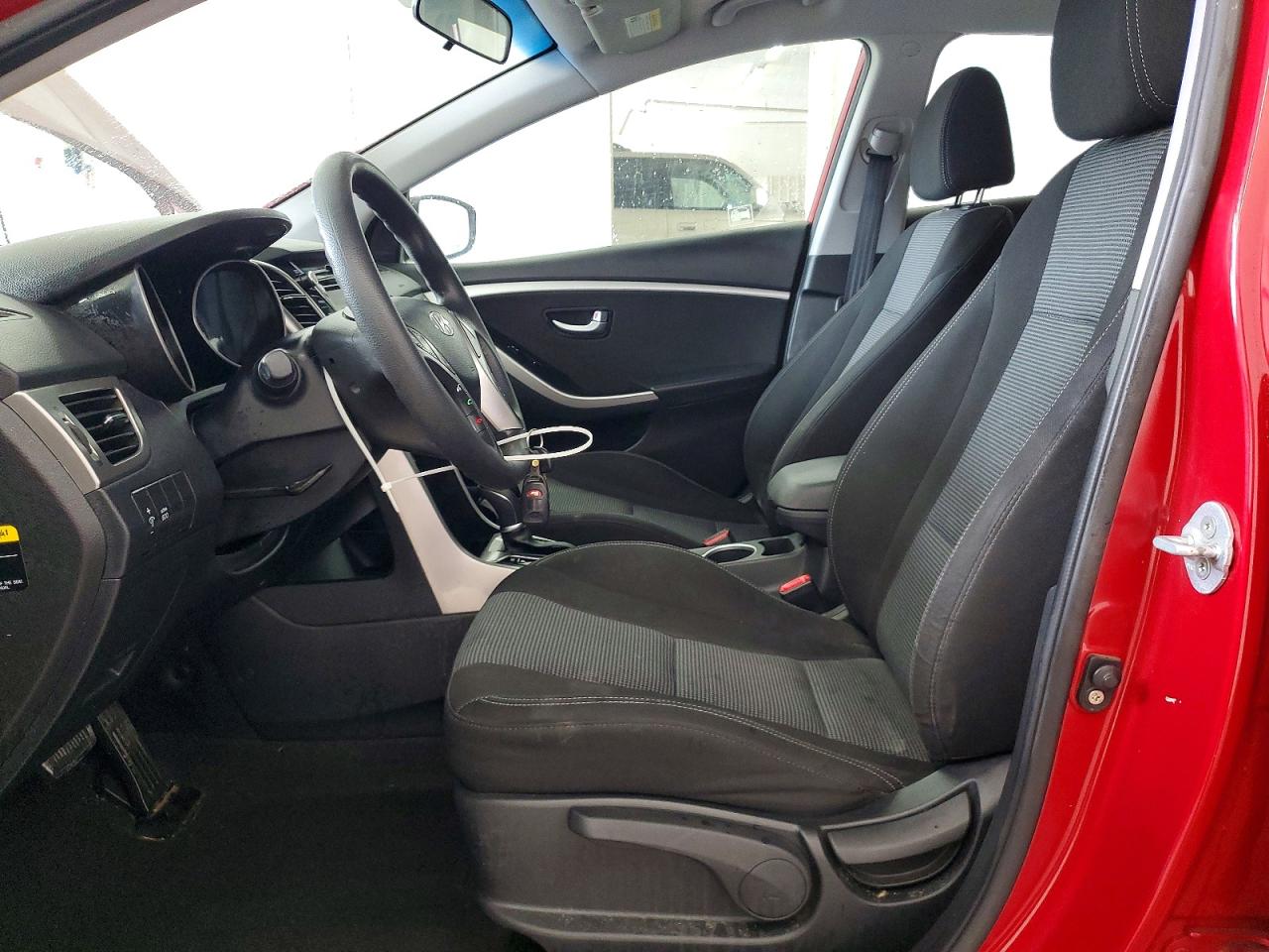 2016 HYUNDAI ELANTRA GT BASE photo 7