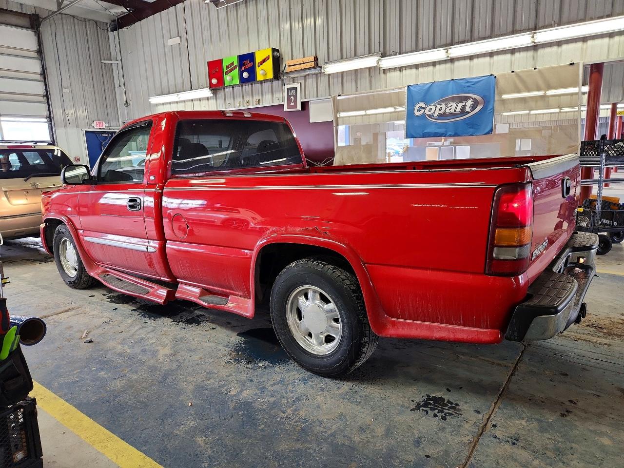 2003 GMC NEW SIERRA C1500 photo 3