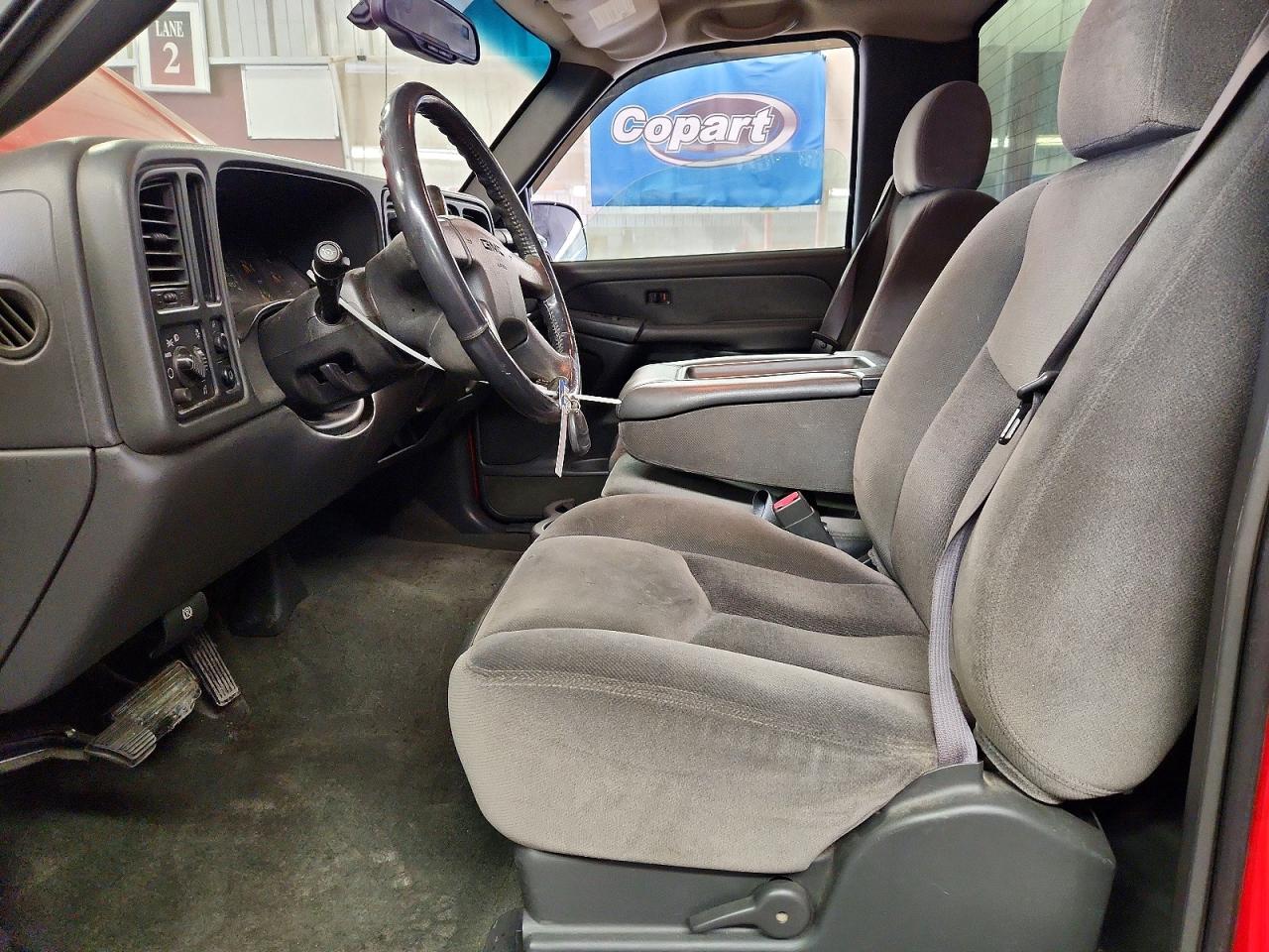 2003 GMC NEW SIERRA C1500 photo 13