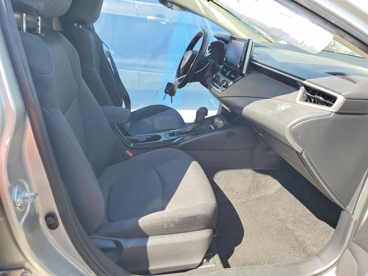2020 TOYOTA COROLLA LE photo 7