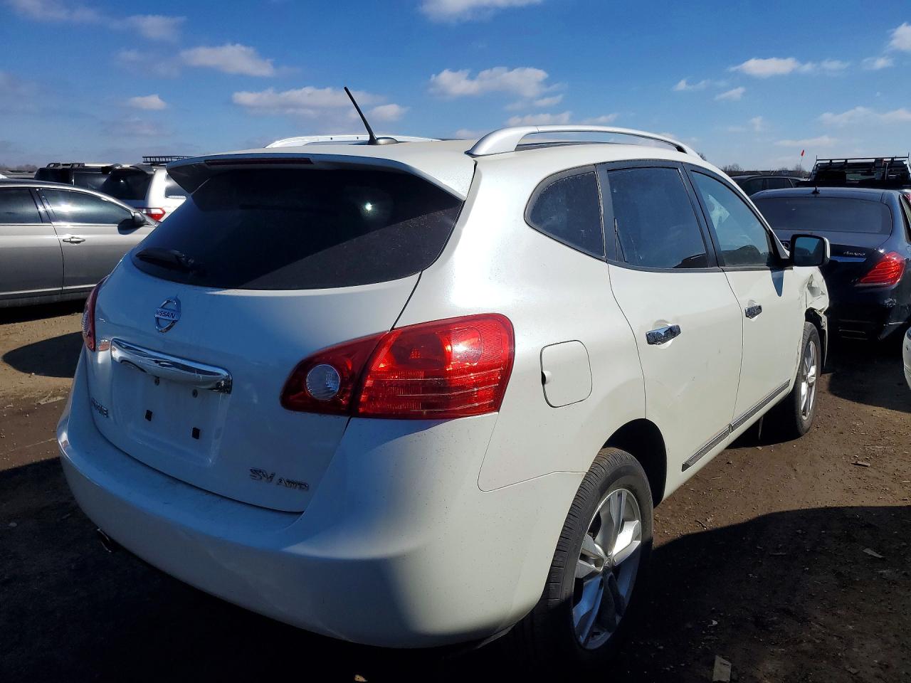 2013 NISSAN ROGUE S photo 3