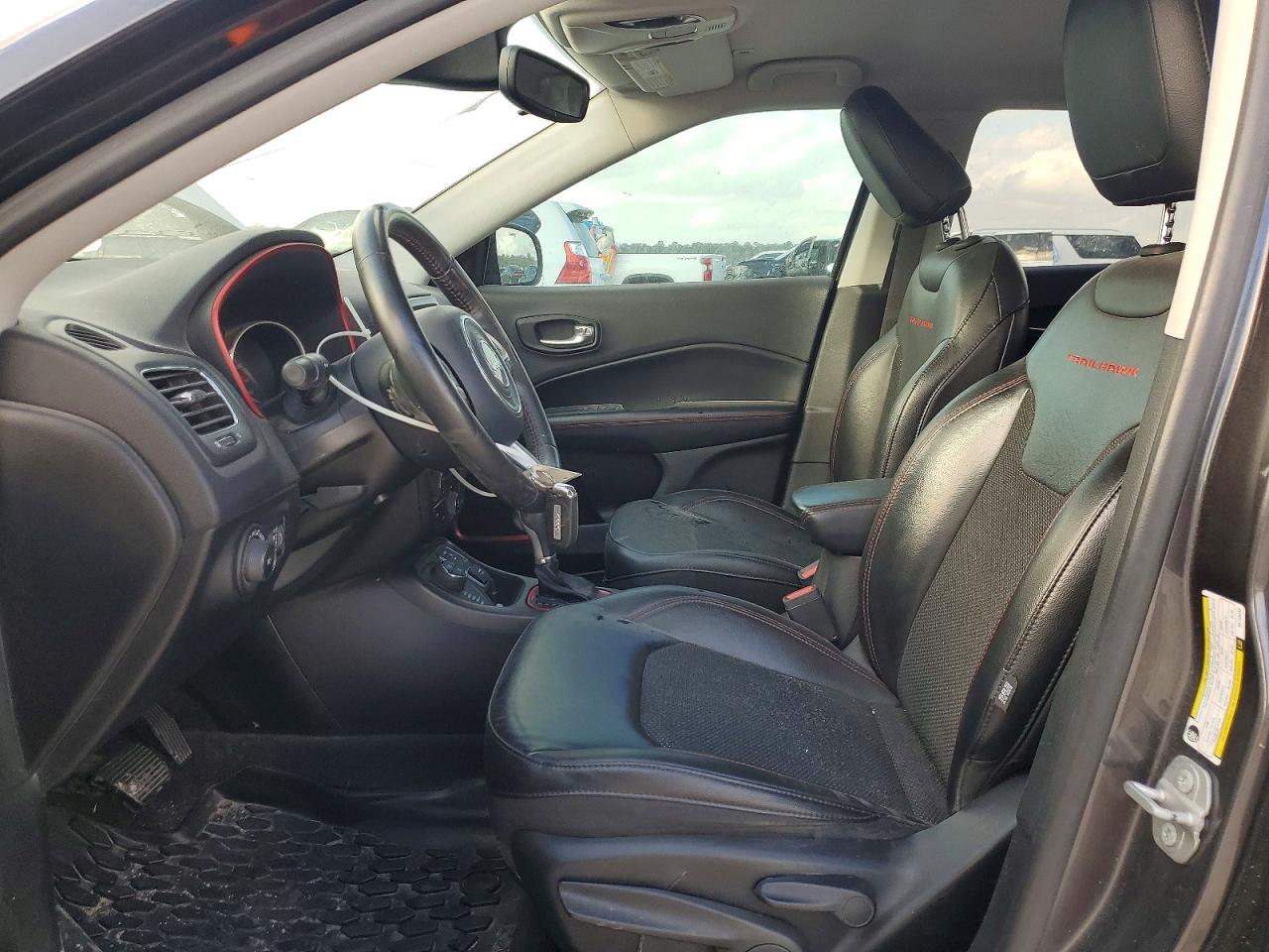 2019 JEEP COMPASS TRAILHAWK photo 13