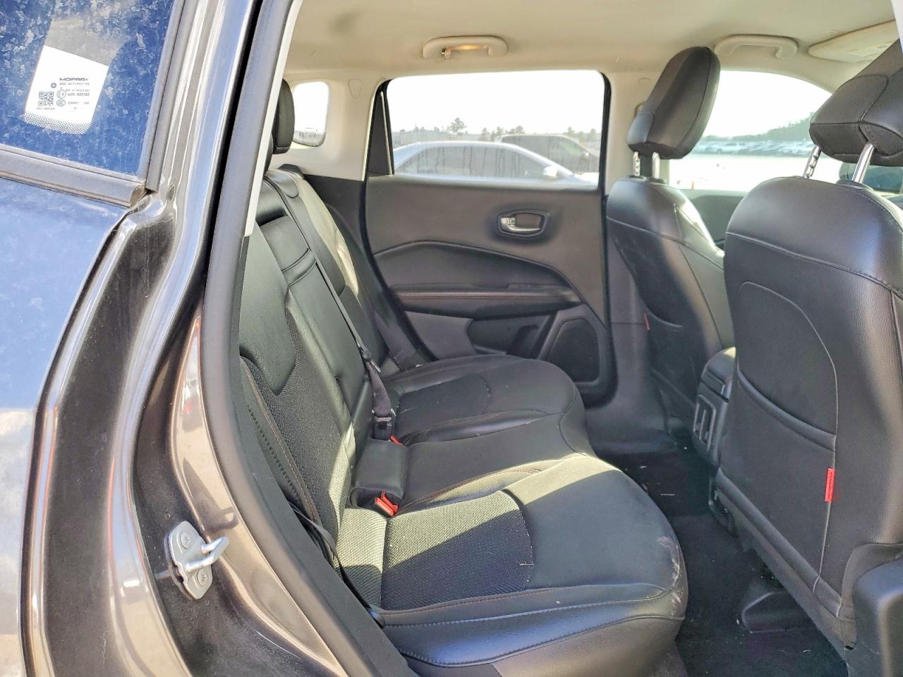 2019 JEEP COMPASS TRAILHAWK photo 21