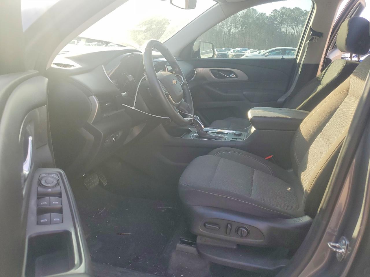2020 CHEVROLET TRAVERSE LT photo 13