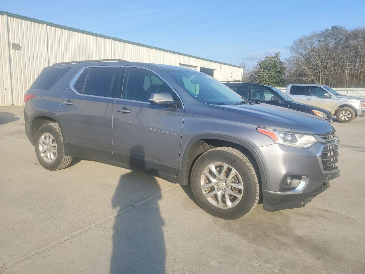 2020 CHEVROLET TRAVERSE LT photo 7