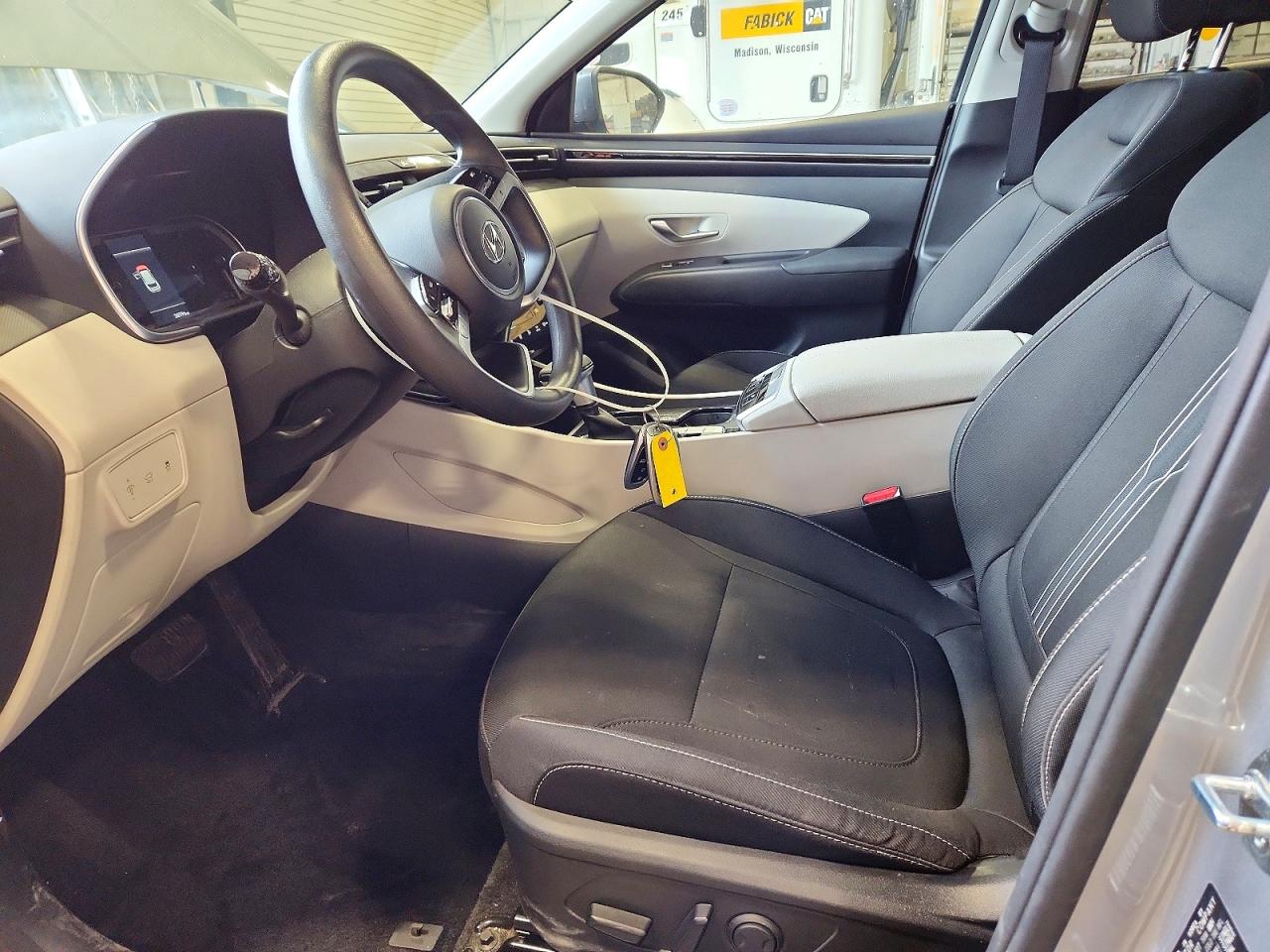 2024 HYUNDAI TUCSON SEL photo 7